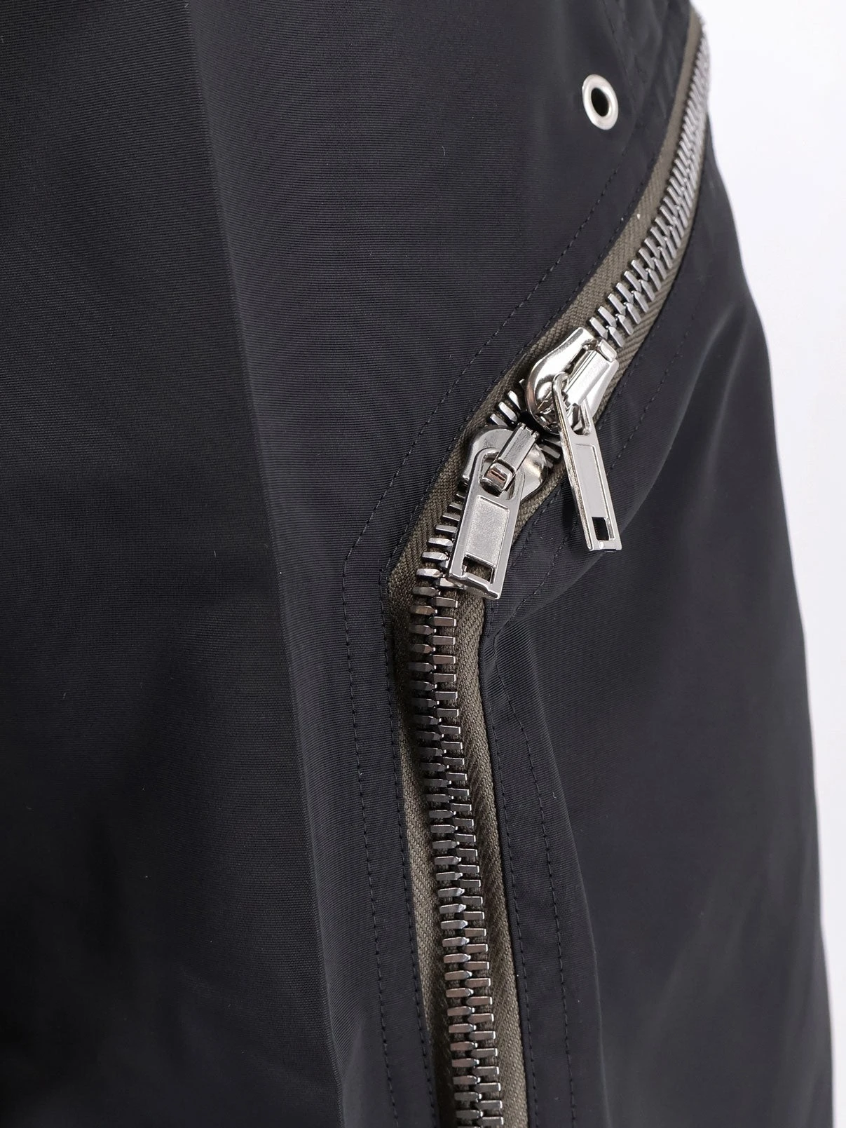 Heizer nylon shorts.webp