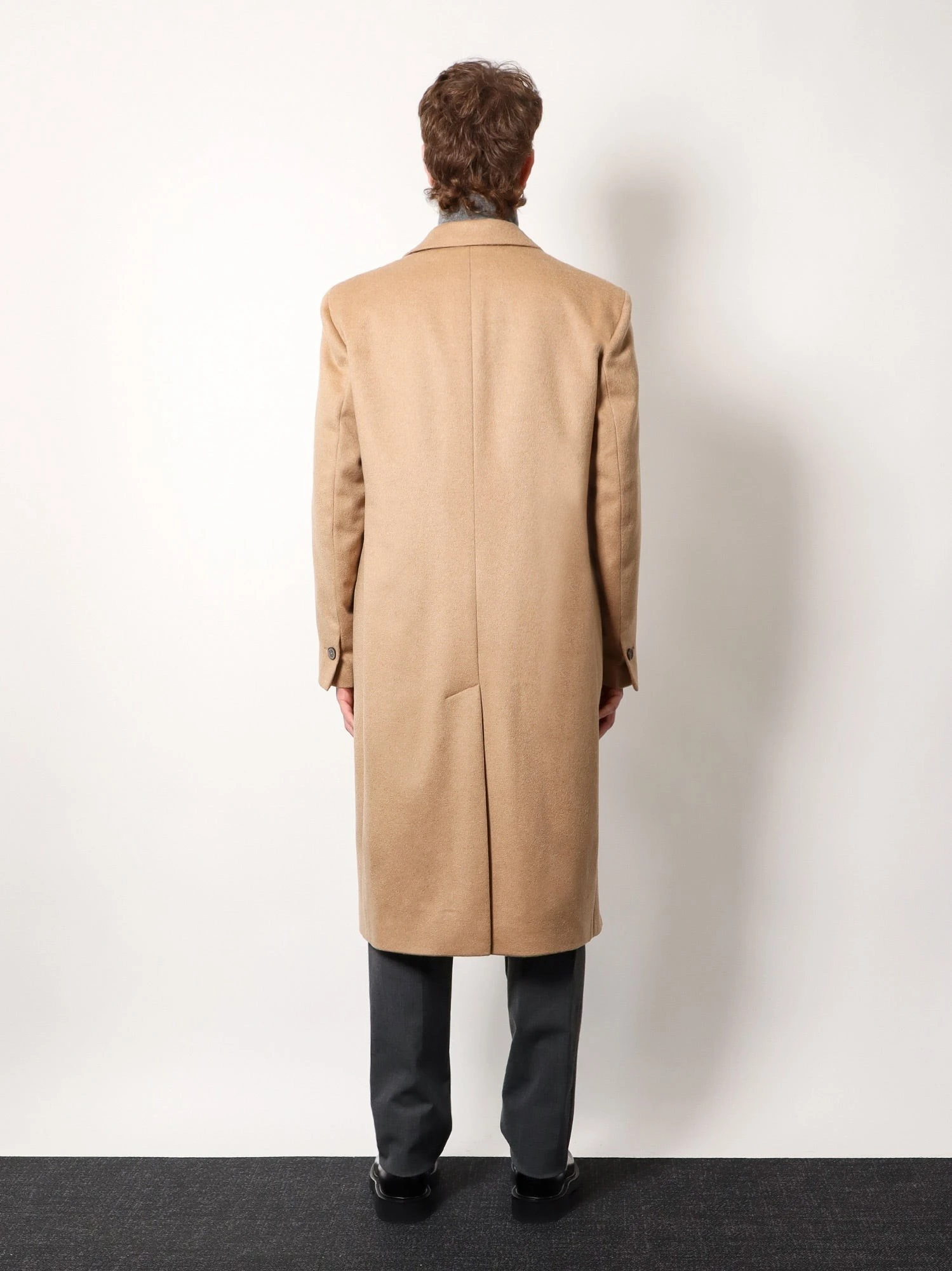 Cashmere coat with satin lining.webp