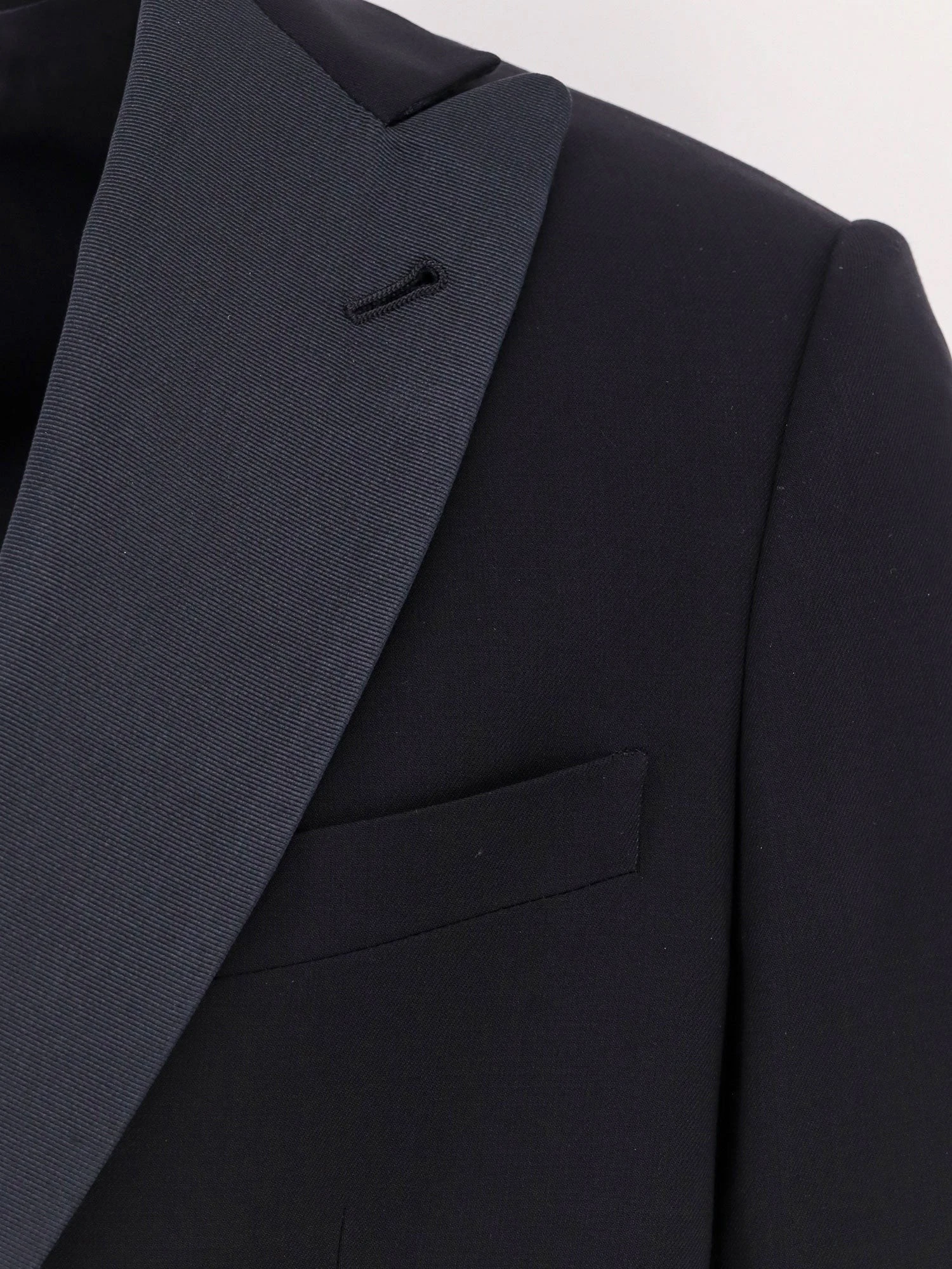 Soho virgin wool tuxedo.webp