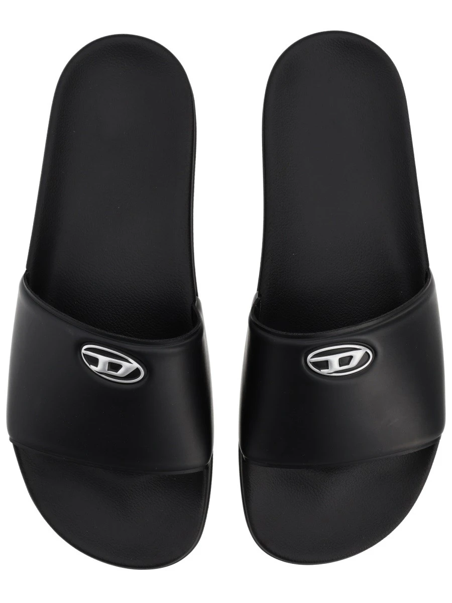 "SA-BLOOP" SLIPPER WITH LOGO.webp