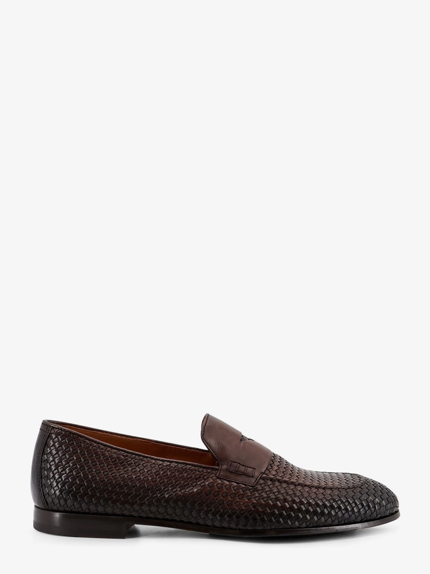 Braidy leather loafers.webp
