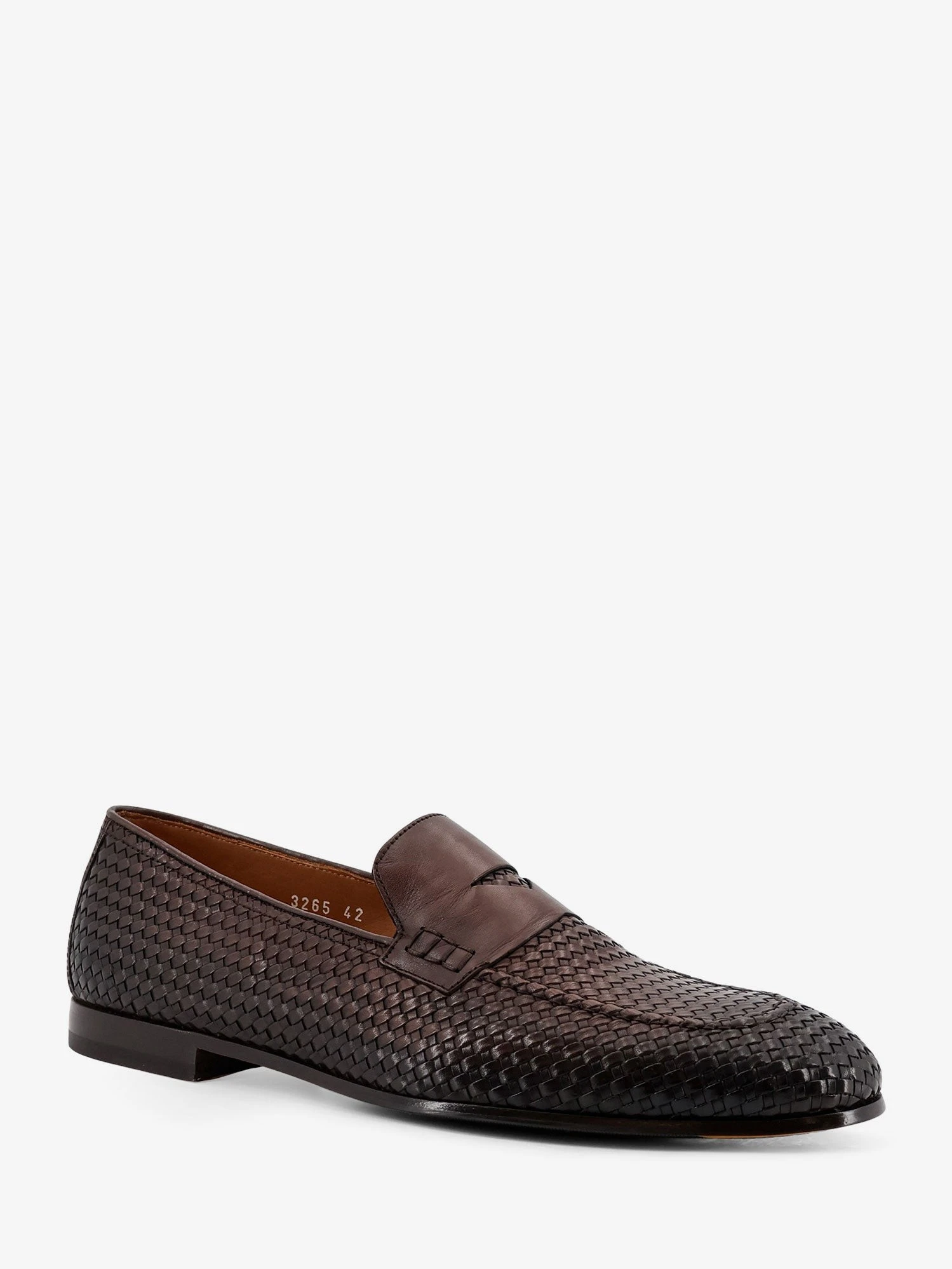 Braidy leather loafers.webp