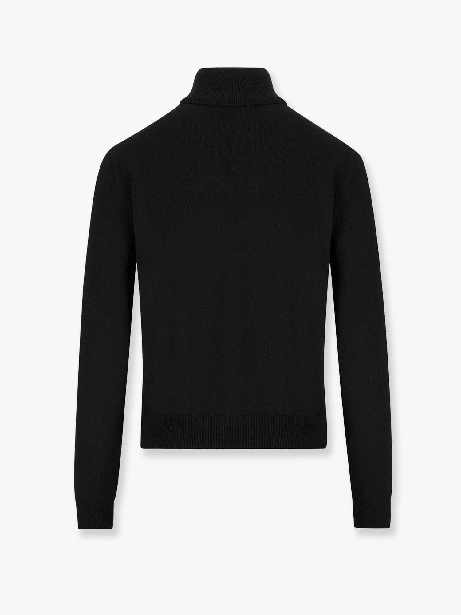 Wool turtleneck.webp