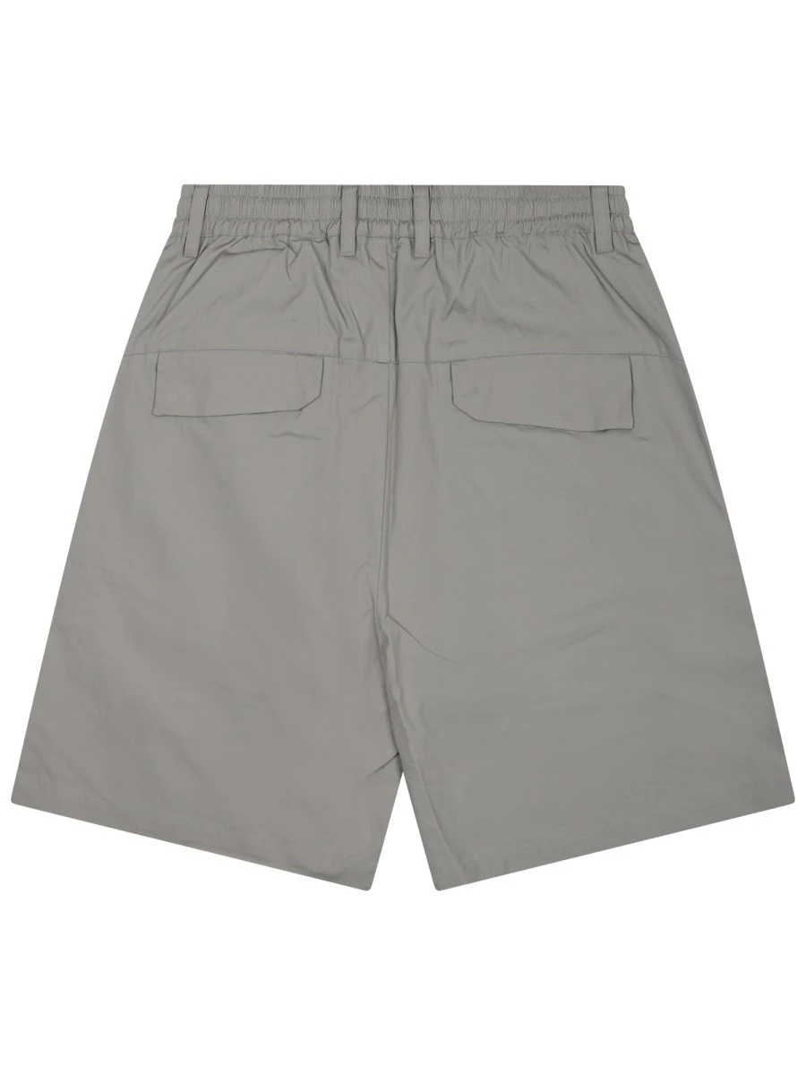 SHORTS "METROPOLIS" CON LOGO.webp