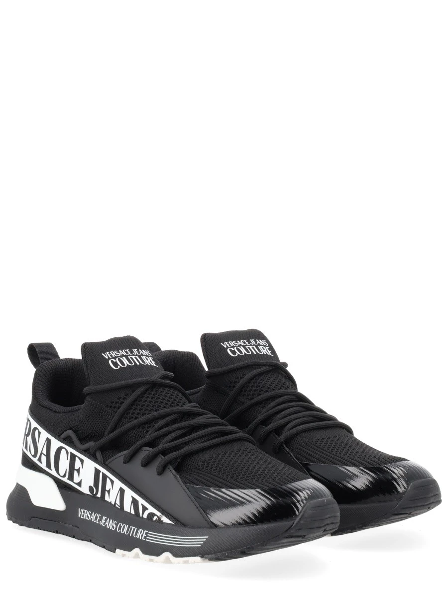 SNEAKER CON LOGO.webp