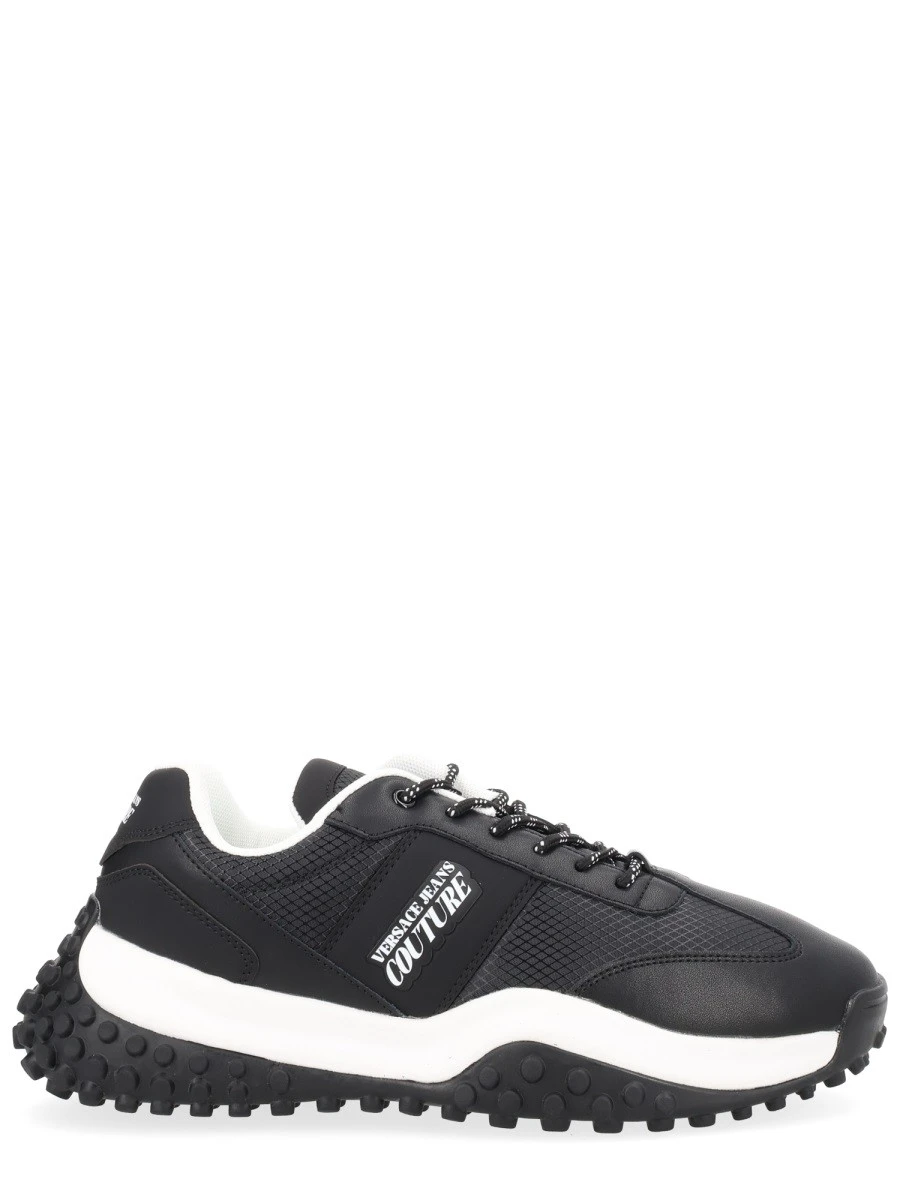 SNEAKER CON LOGO.webp