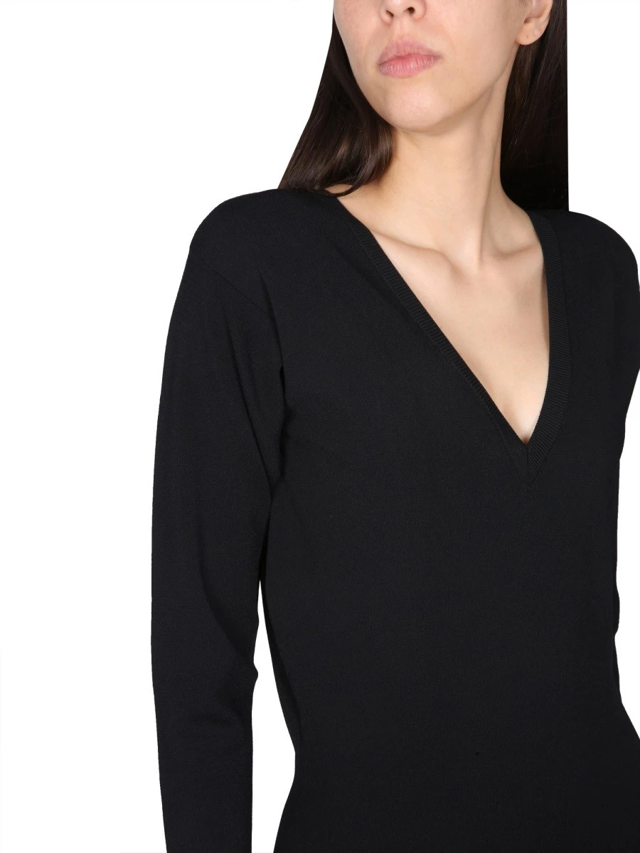 V-NECK DRESS.webp