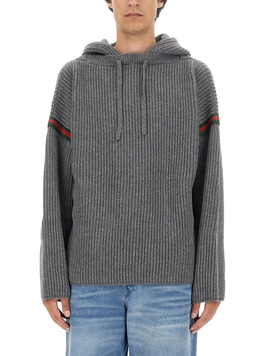 CASHMERE AND WOOL SWEATER.webp