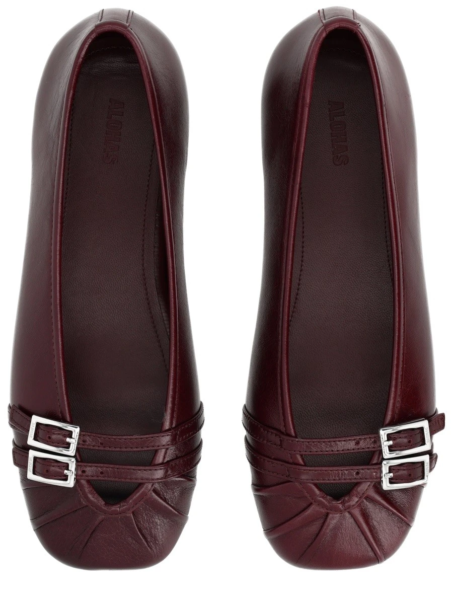 BALLERINA "CENDANA".webp