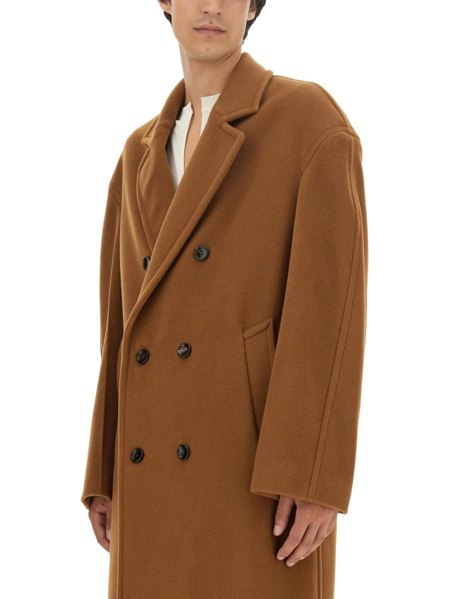 DOUBLE-BREASTED COAT.webp