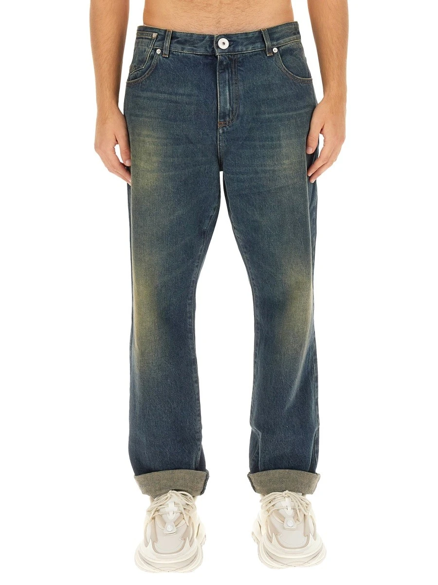 JEANS IN DENIM.webp