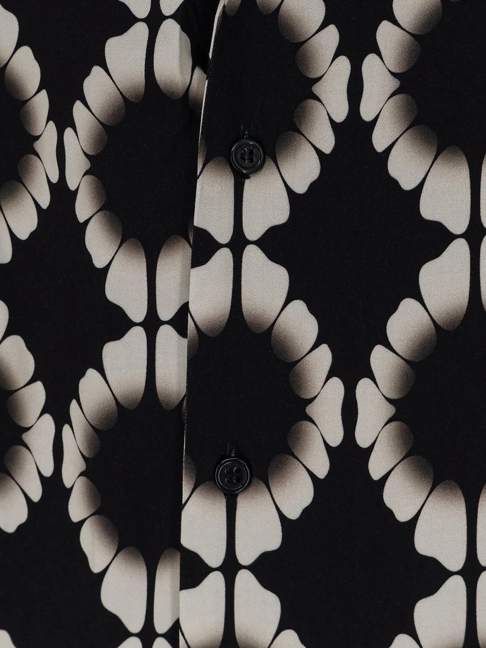 Boxy Fit viscose shirt.webp