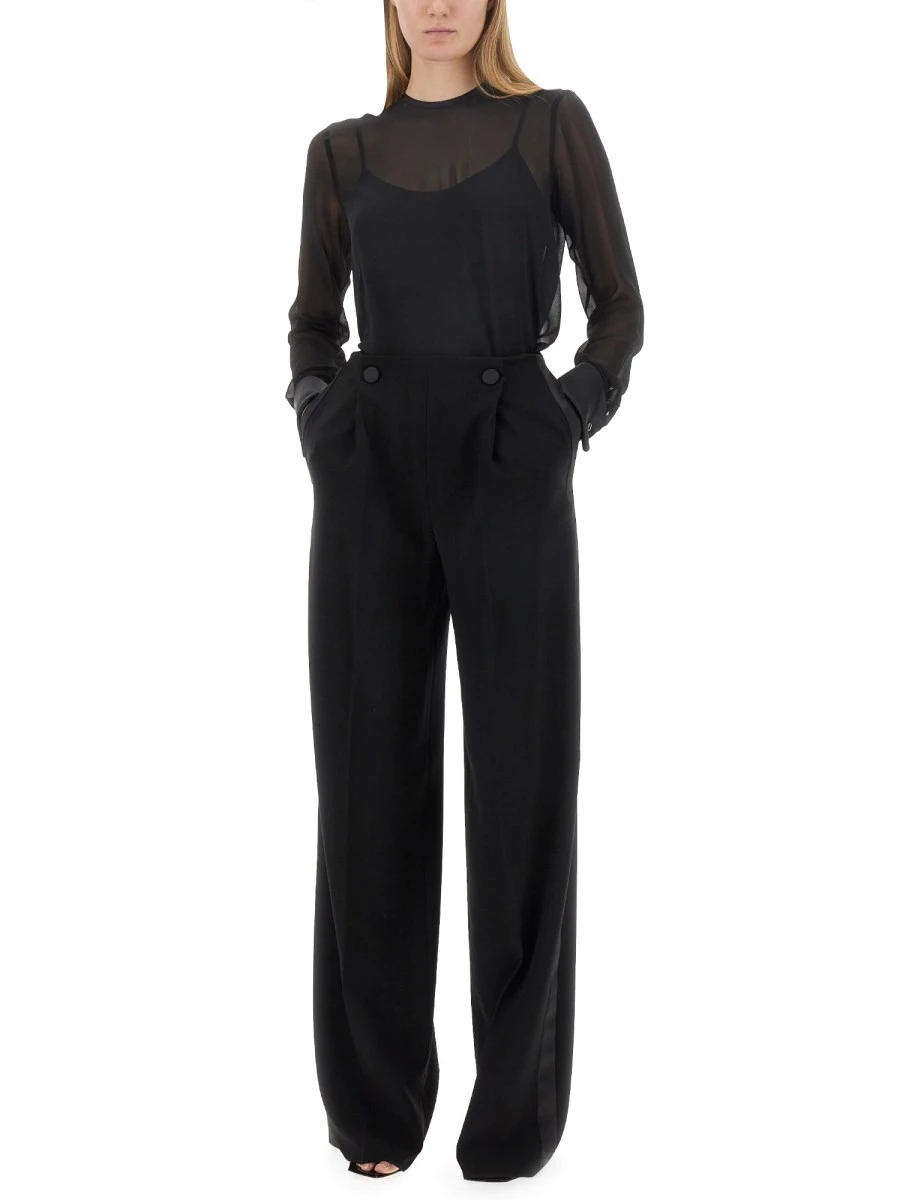 Long pants.webp
