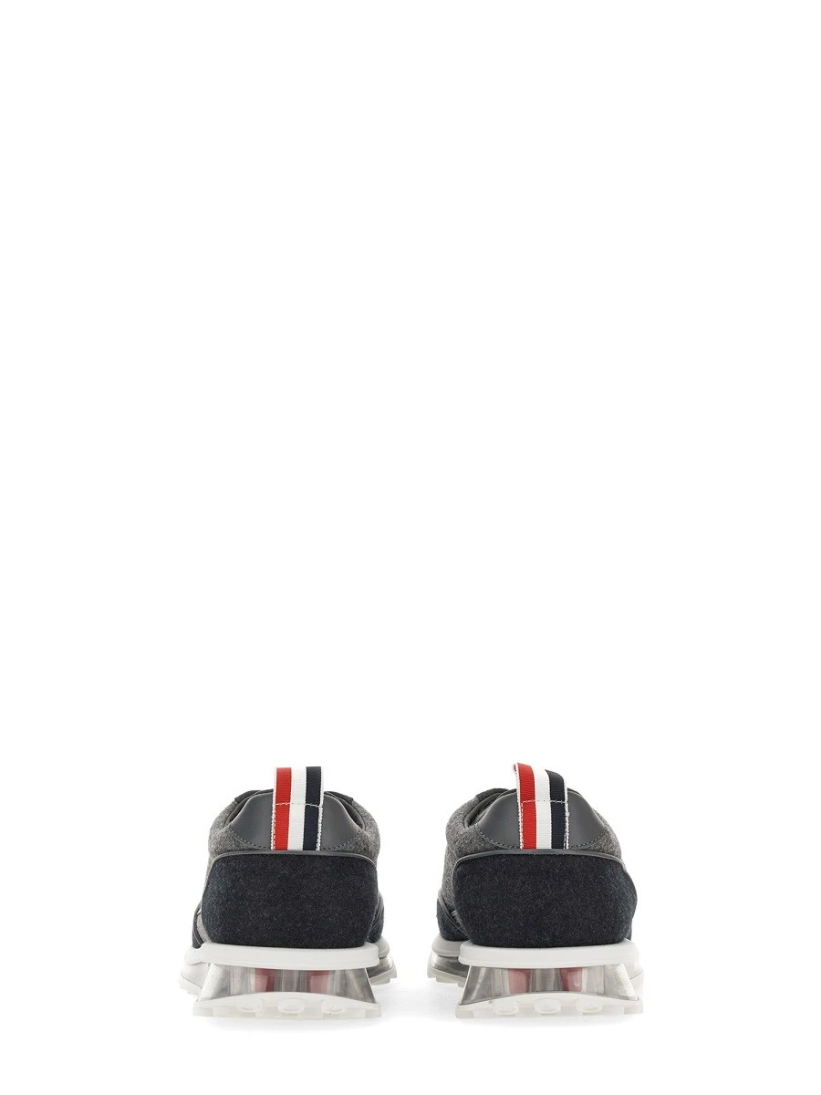 TECH RUNNER SNEAKER.webp