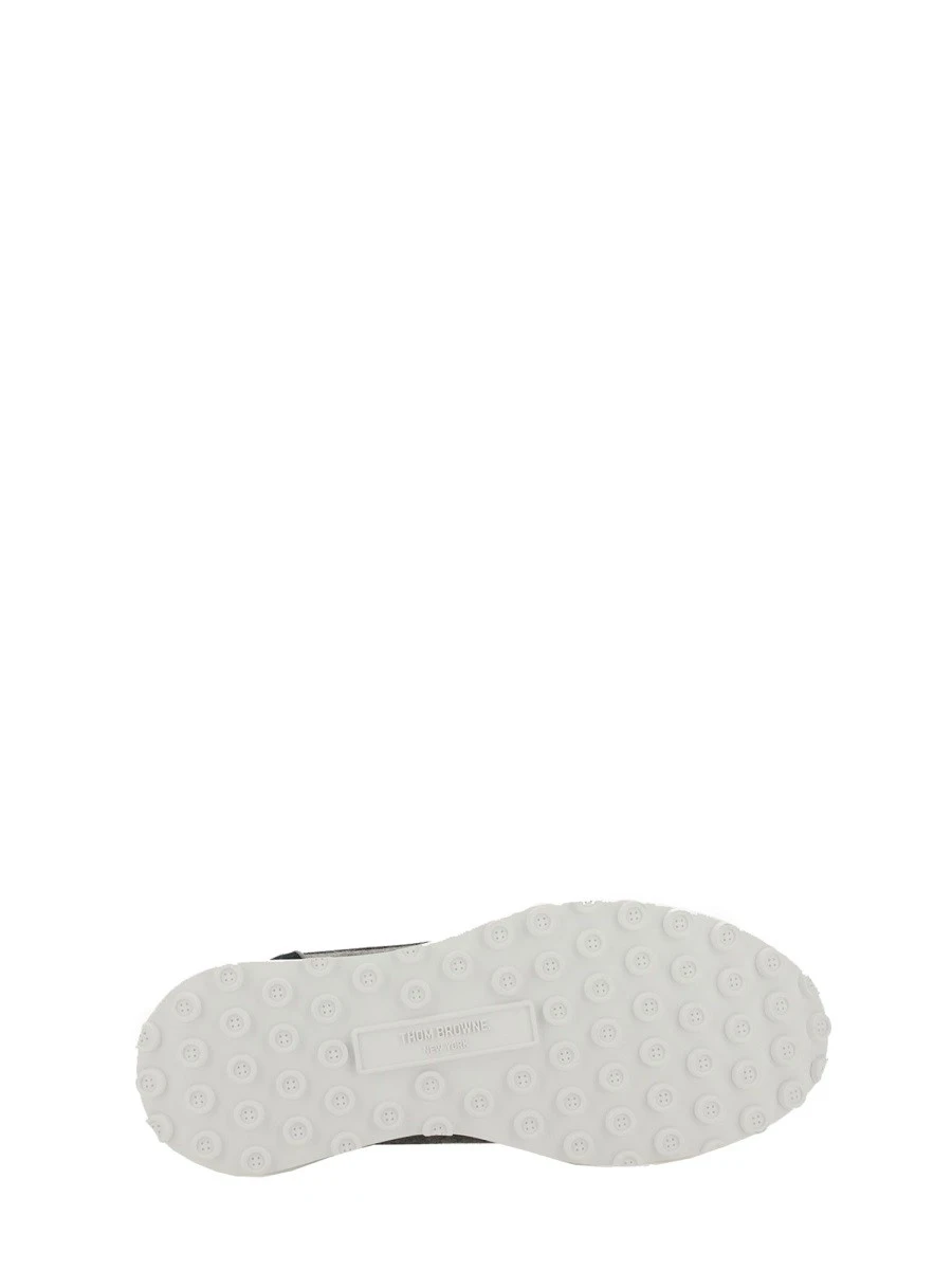 TECH RUNNER SNEAKER.webp