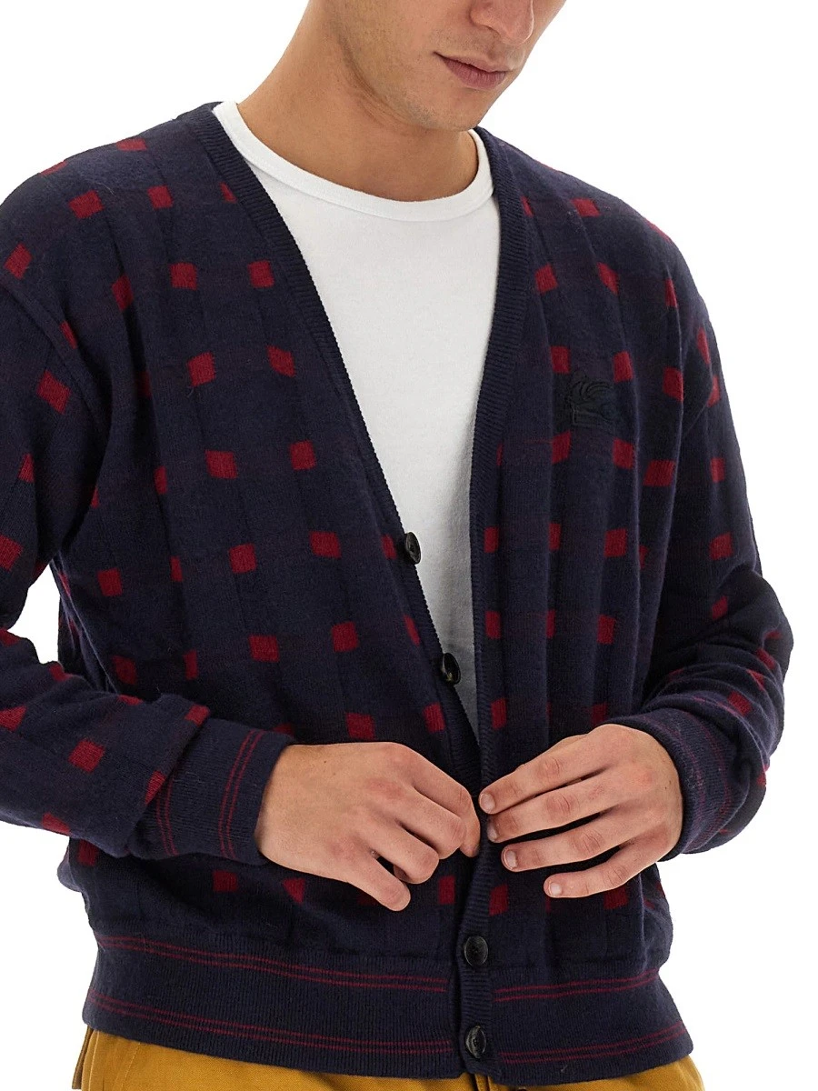 V-NECK CARDIGAN.webp