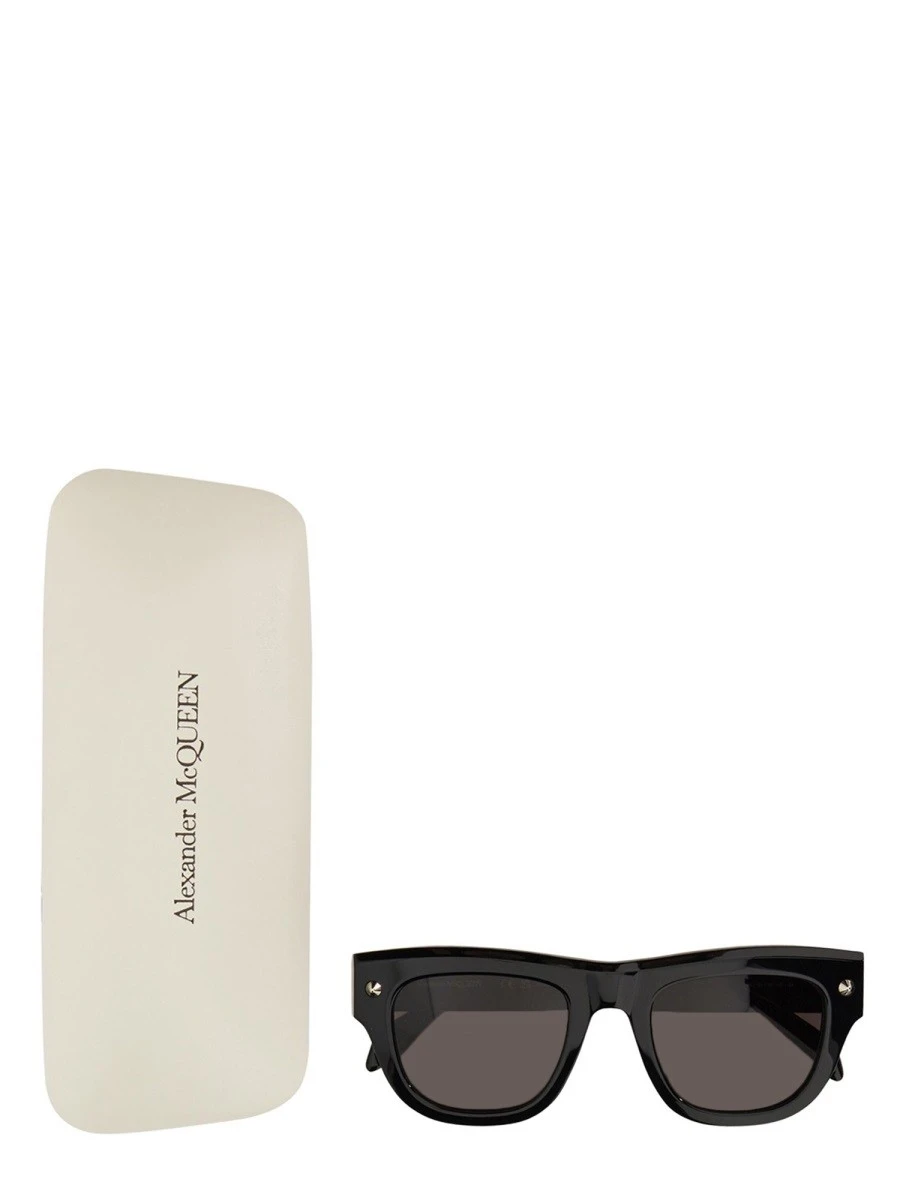 SUNGLASSES.webp