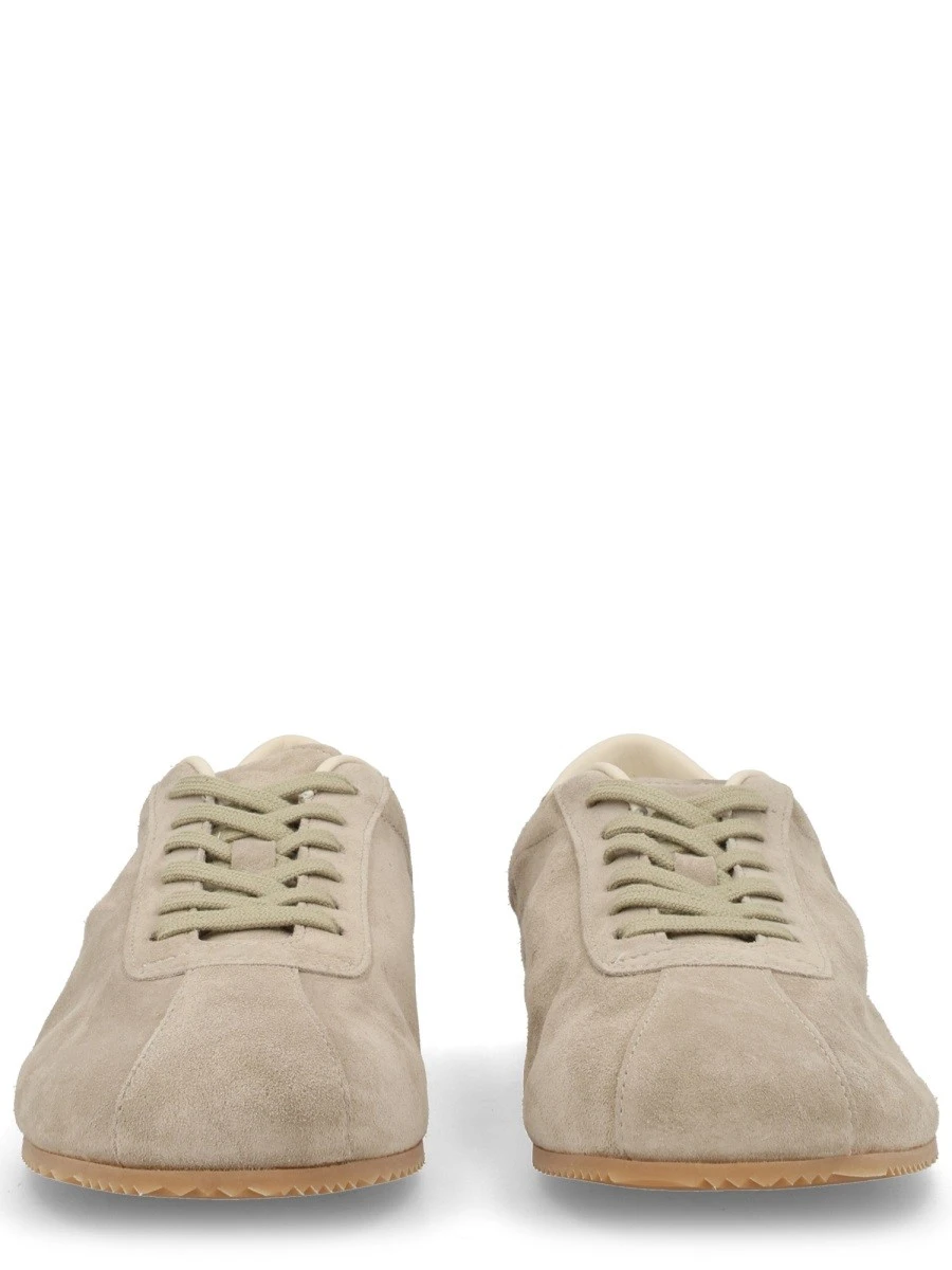 SNEAKER IN SUEDE.webp
