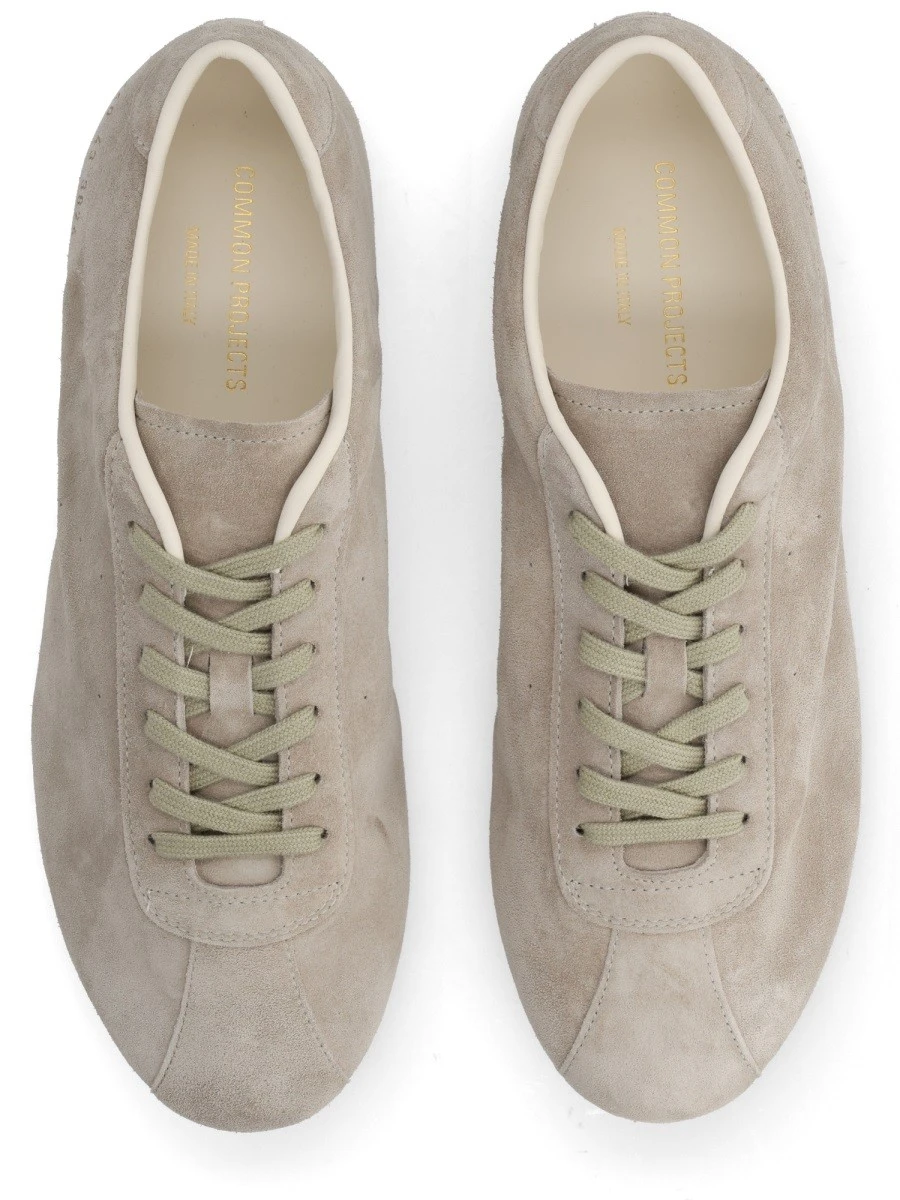 SNEAKER IN SUEDE.webp
