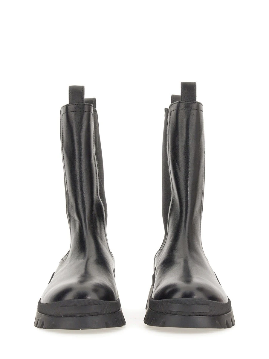 LEATHER BOOT.webp