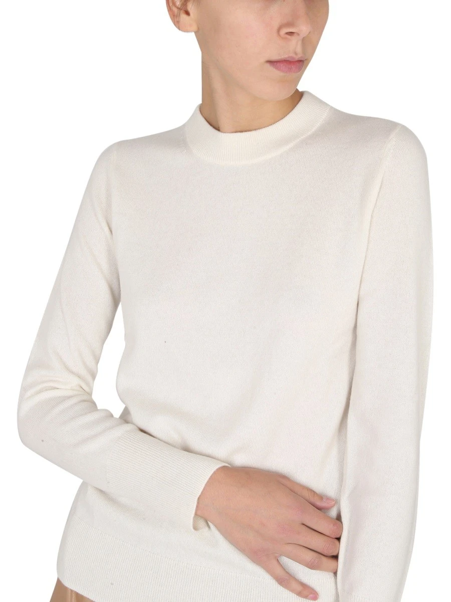CASHMERE SWEATER.webp
