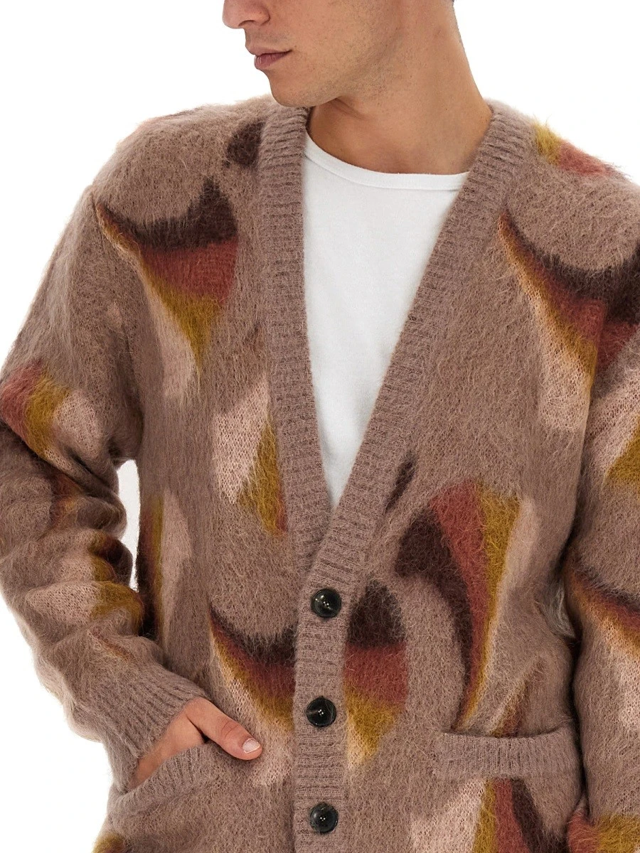 V-NECK CARDIGAN.webp