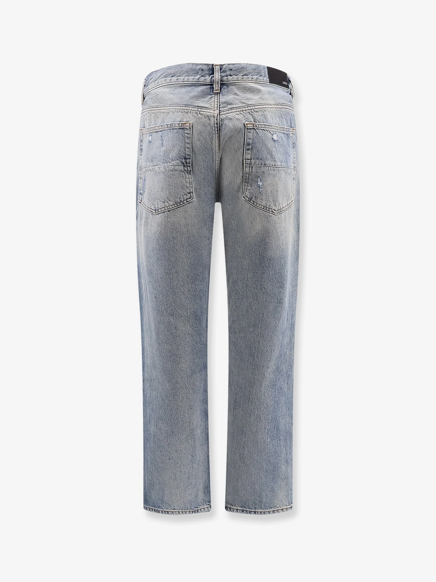 Destroyed effect jeans.webp