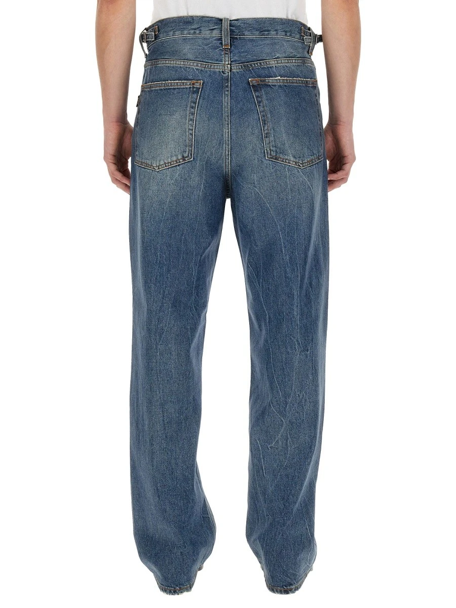JEANS IN DENIM.webp