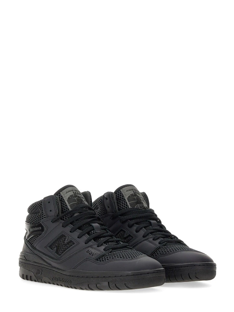 SNEAKER 650.webp