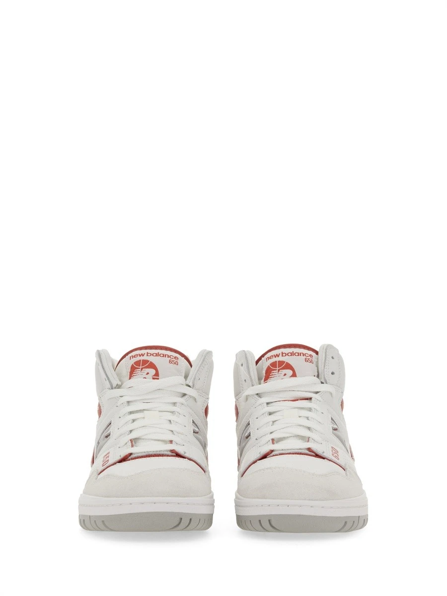 SNEAKER 650.webp