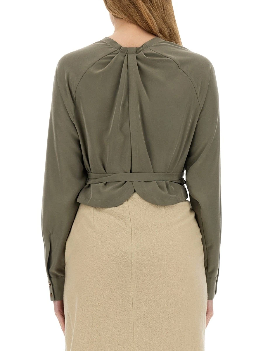 TOP WITH RUFFLES.webp