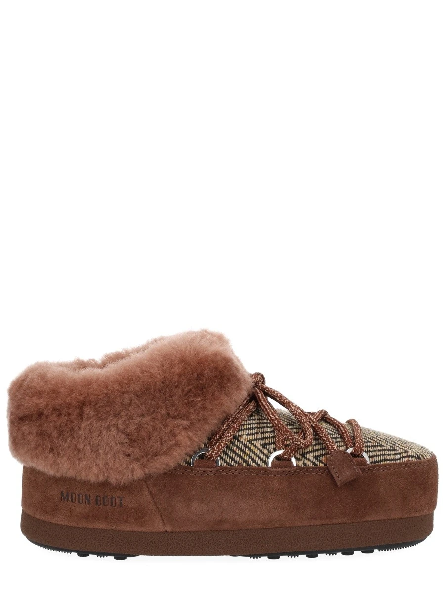 BOOT "MULE EVX CHALET MOON BOOT X GUEST IN RESIDENCE".webp