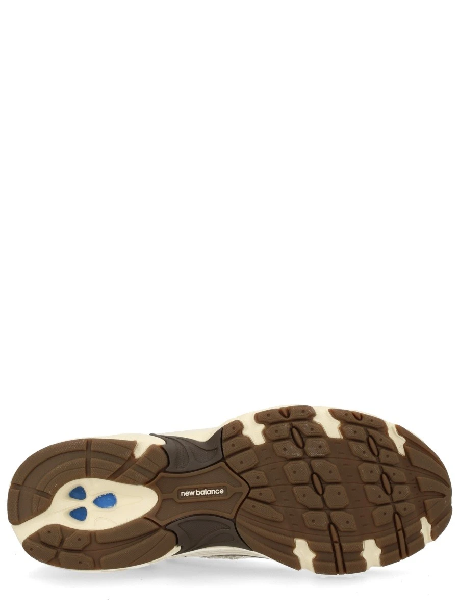 BC Duo hammered leather crossbody bag.webp