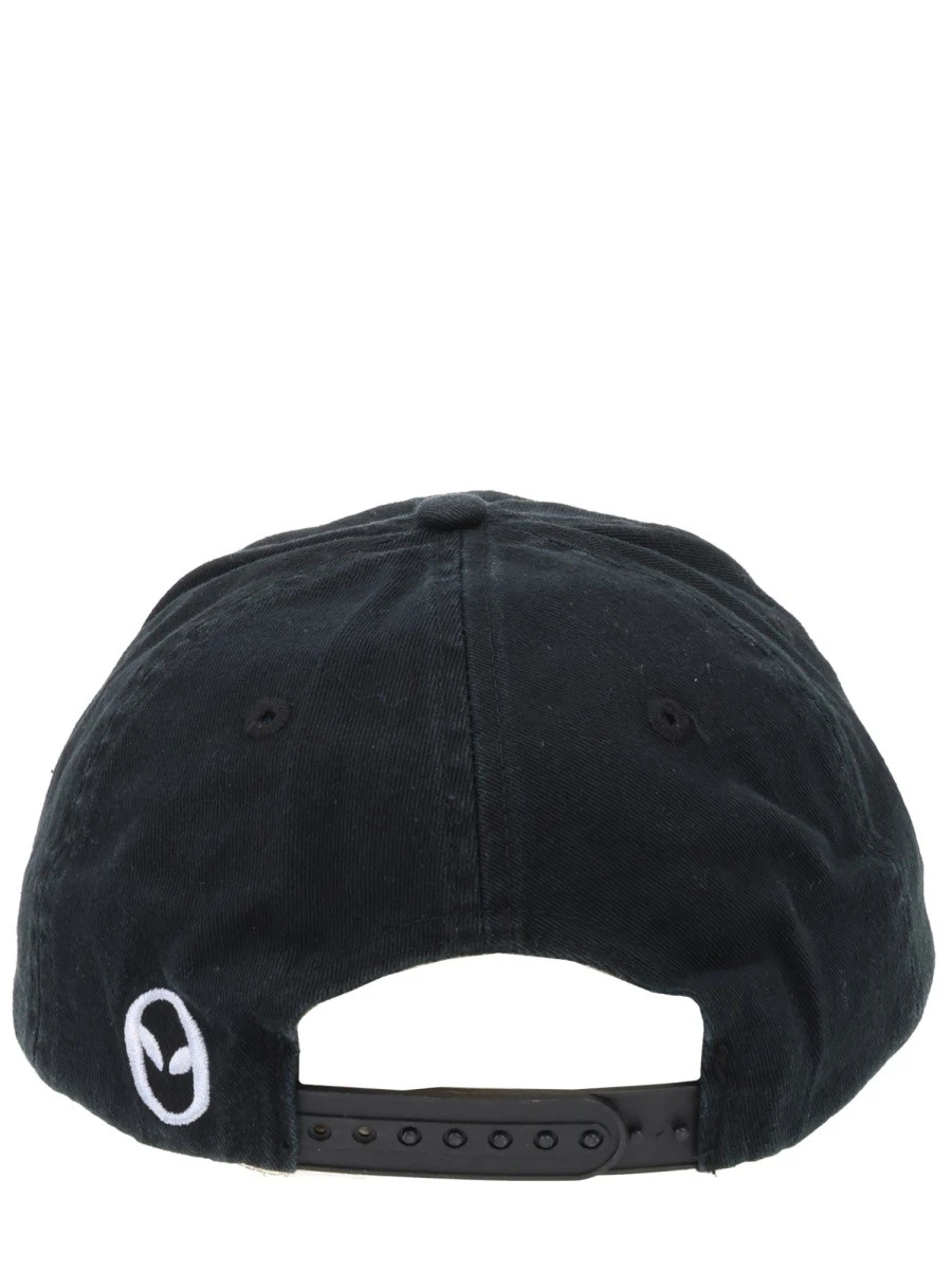 CAPPELLO DA BASEBALL CON LOGO.webp