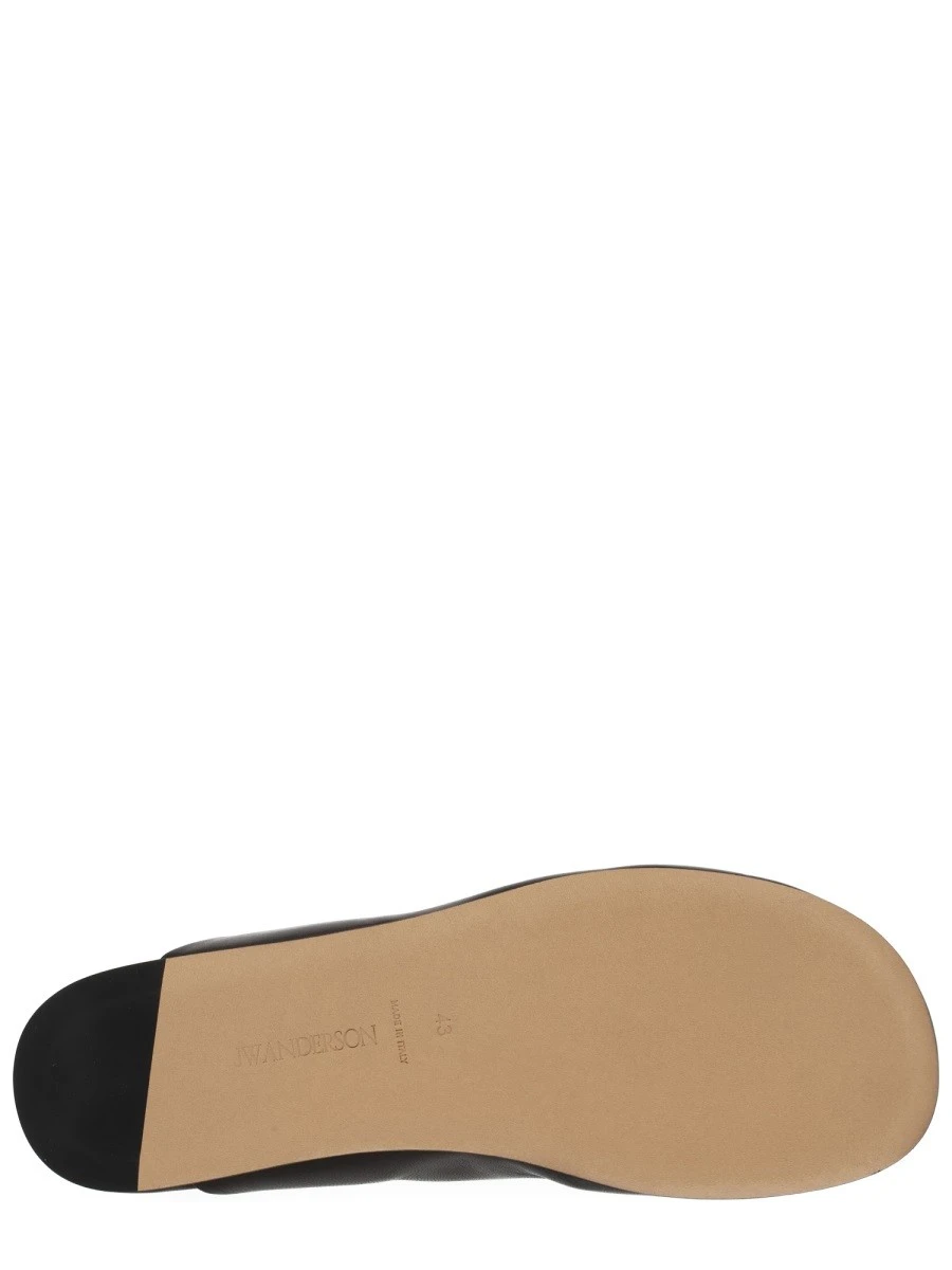 LEATHER SLIPPER SHOE.webp