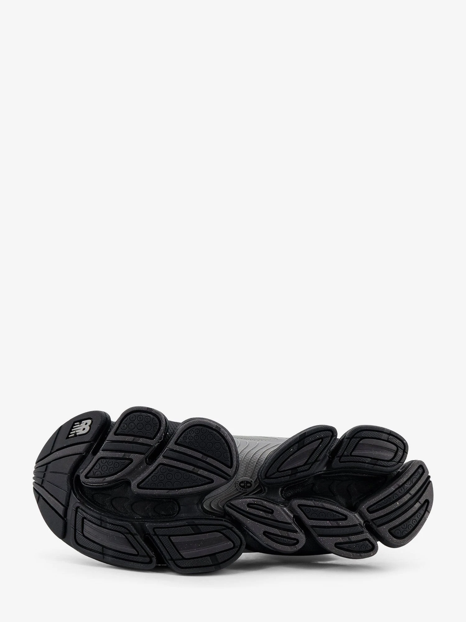 U20006 mesh sneakers with side logo.webp