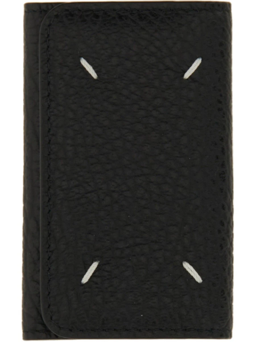 LEATHER KEYCHAIN