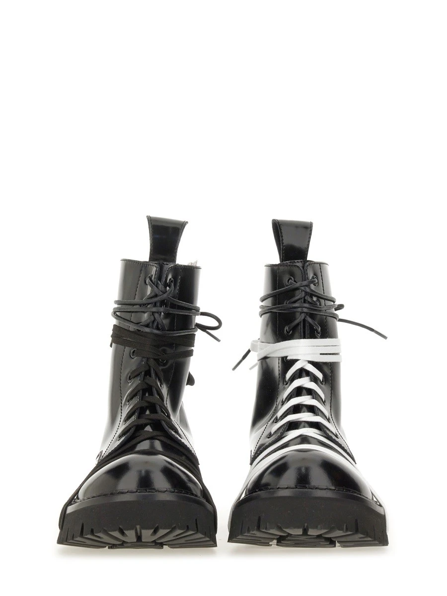 LACE-UP BOOT.webp