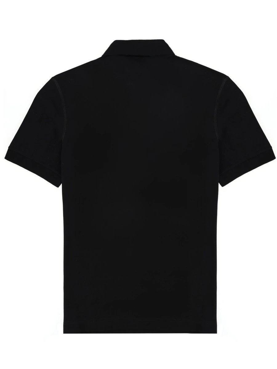 POLO CON PATCH LOGO.webp