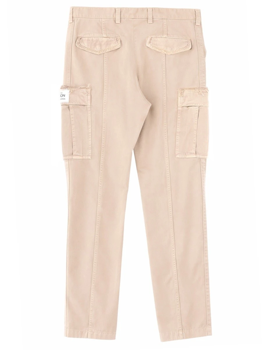 PANTALONE CARGO CON TASCHE.webp