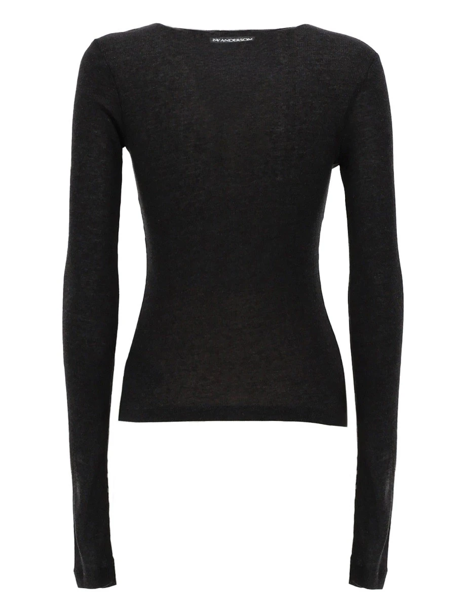LONG-SLEEVED T-SHIRT.webp