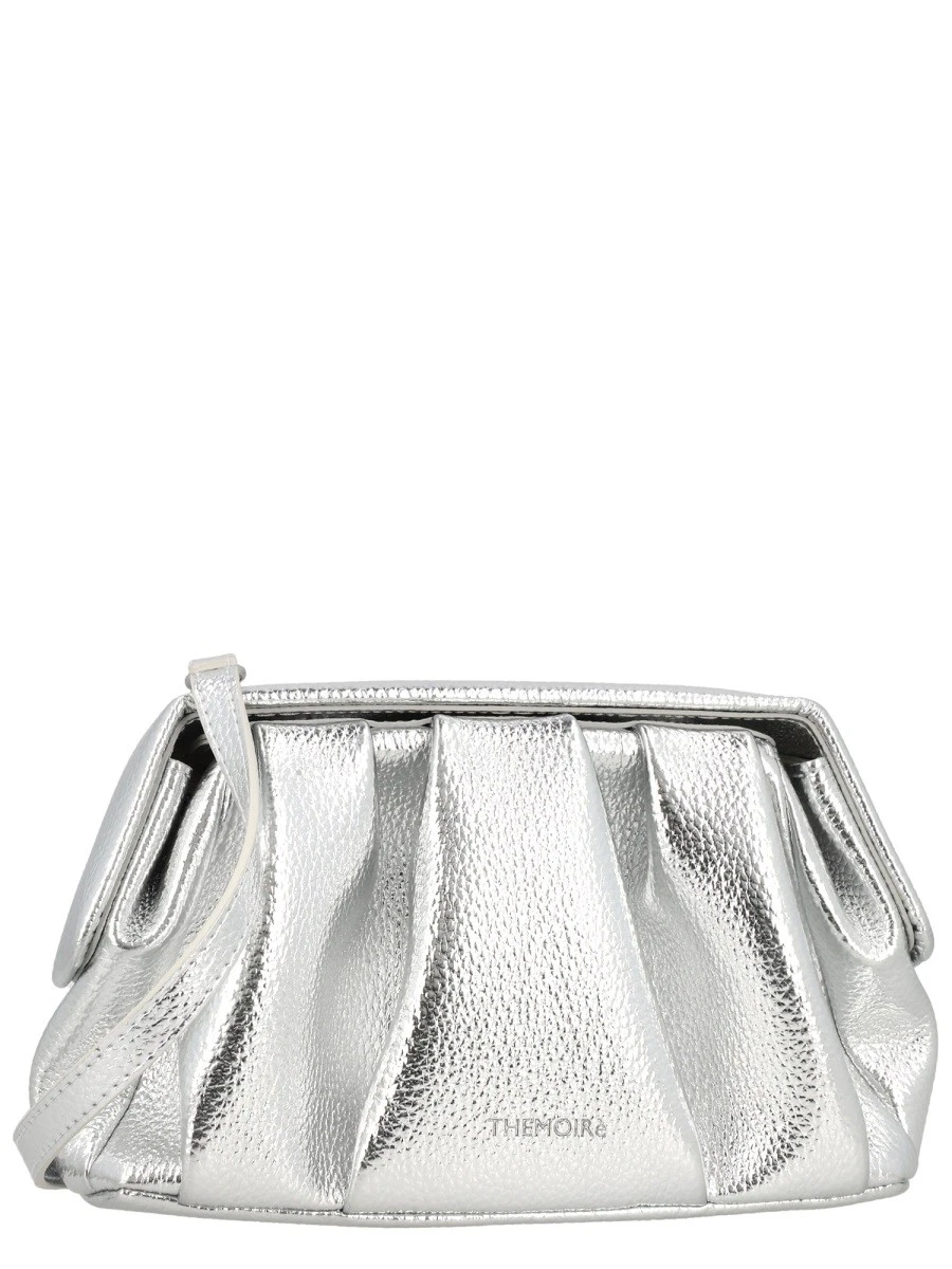 FELPA CON PATCH LOGO.webp