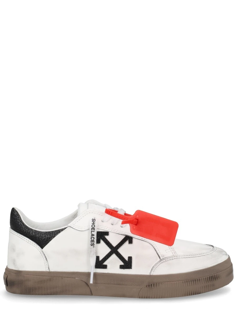 "VULCANIZED" SNEAKER.webp