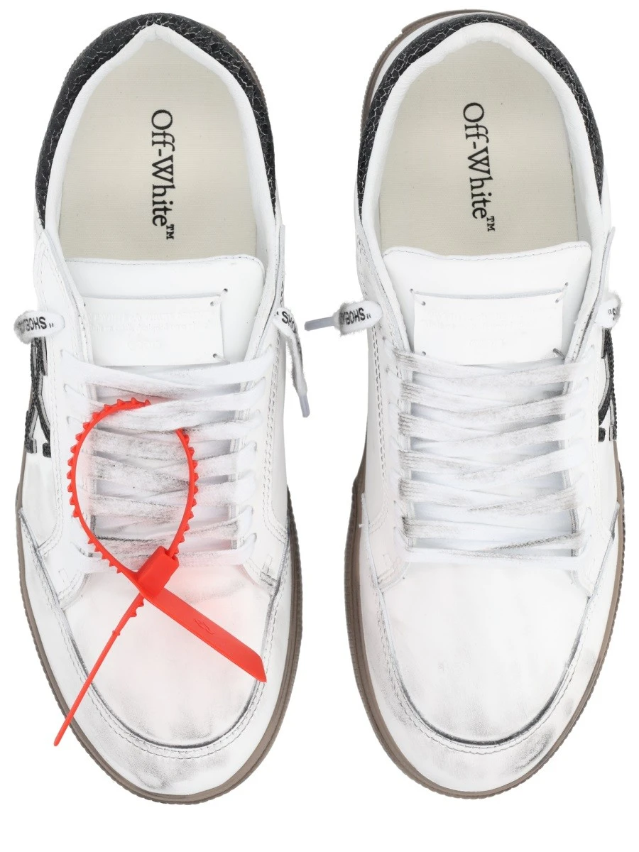 "VULCANIZED" SNEAKER.webp