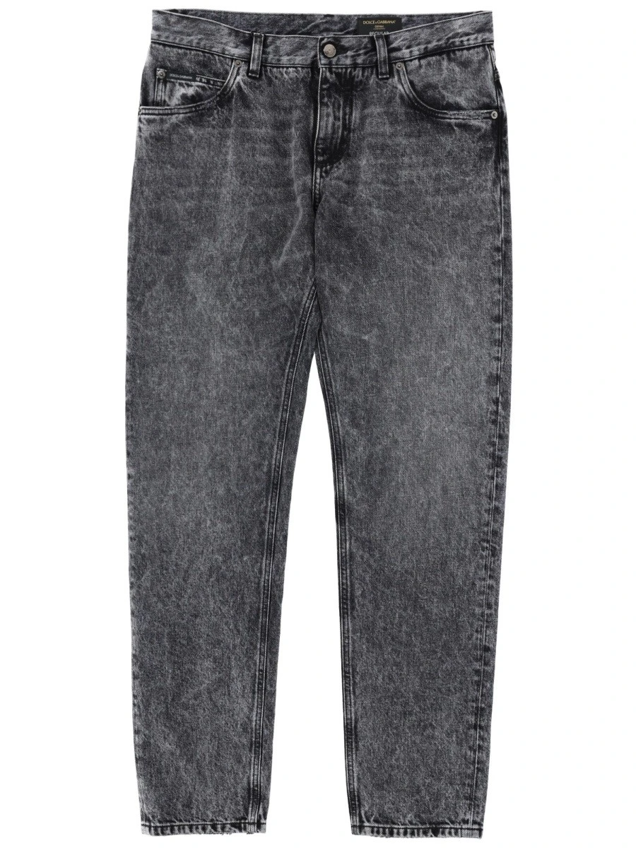 JEANS IN DENIM.webp