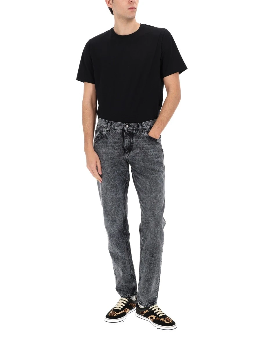 JEANS IN DENIM.webp