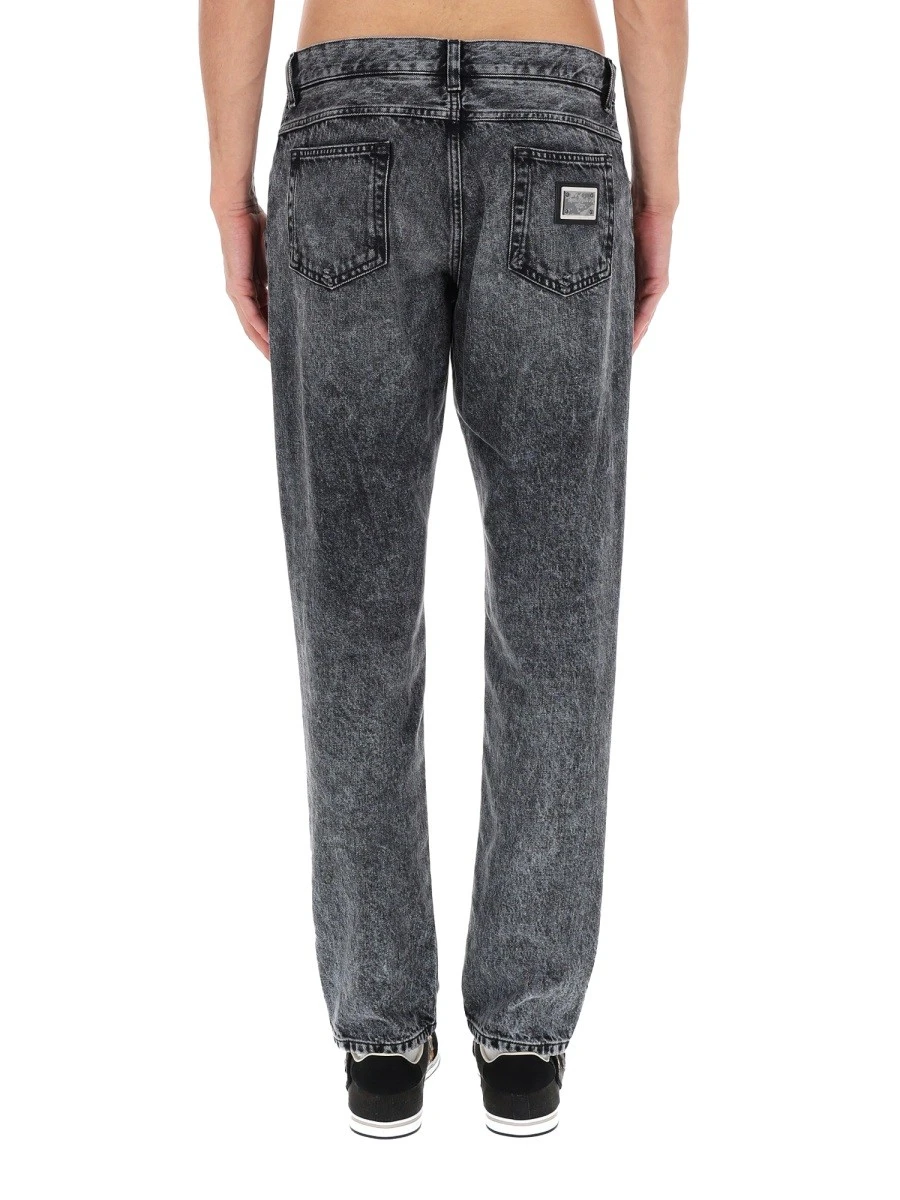JEANS IN DENIM.webp
