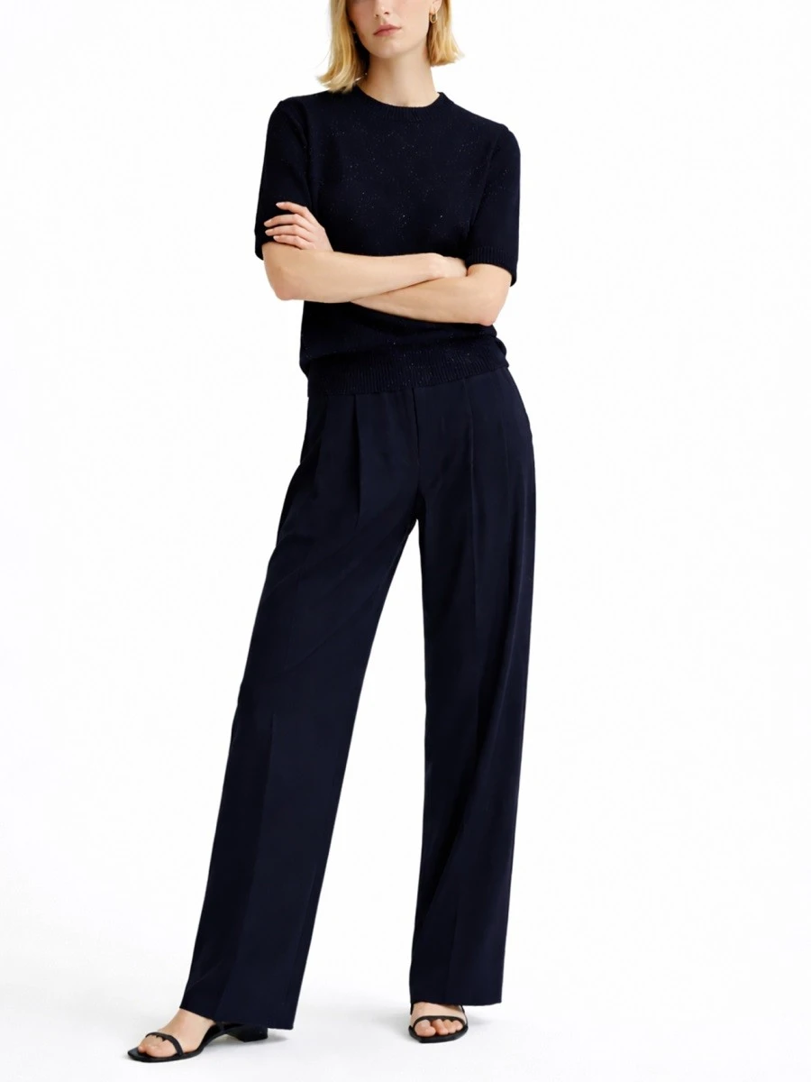 Wool blend capri trousers.webp