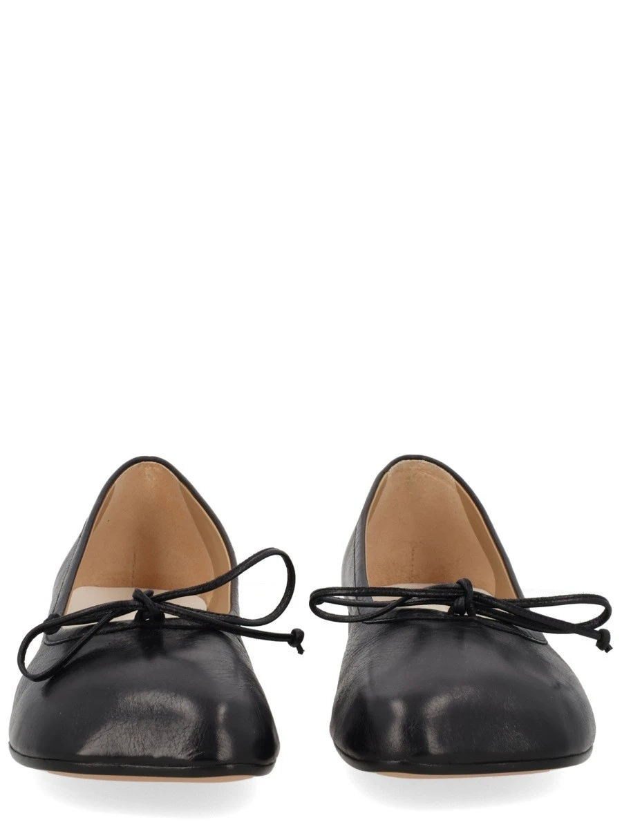 Small N/S Park Tote hammered leather bucket bag.webp