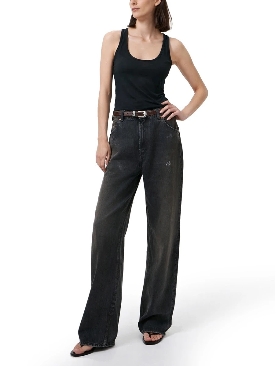 Linen trousers.webp